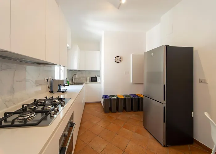 Cardinal Mistrangelo - Next To The Metro Station, Large And Comfortable Penthouse With Terrace * Rome