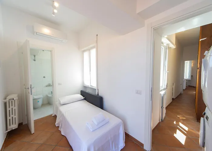 Cardinal Mistrangelo - Next To The Metro Station, Large And Comfortable Penthouse With Terrace * Rome